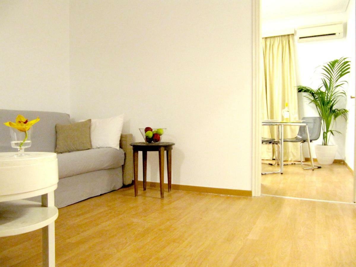 Unique Location With Rooftop View * Athens