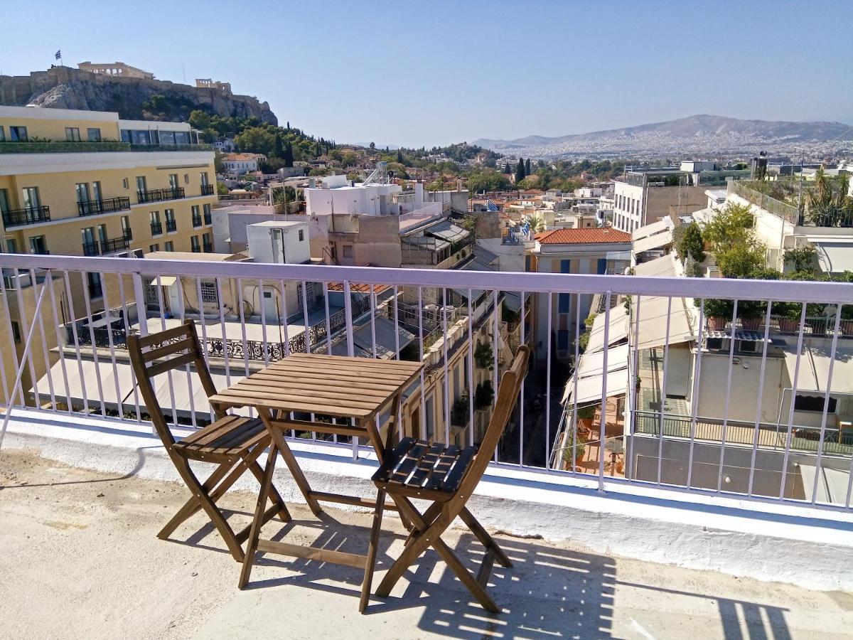 Unique Location With Rooftop View Athens